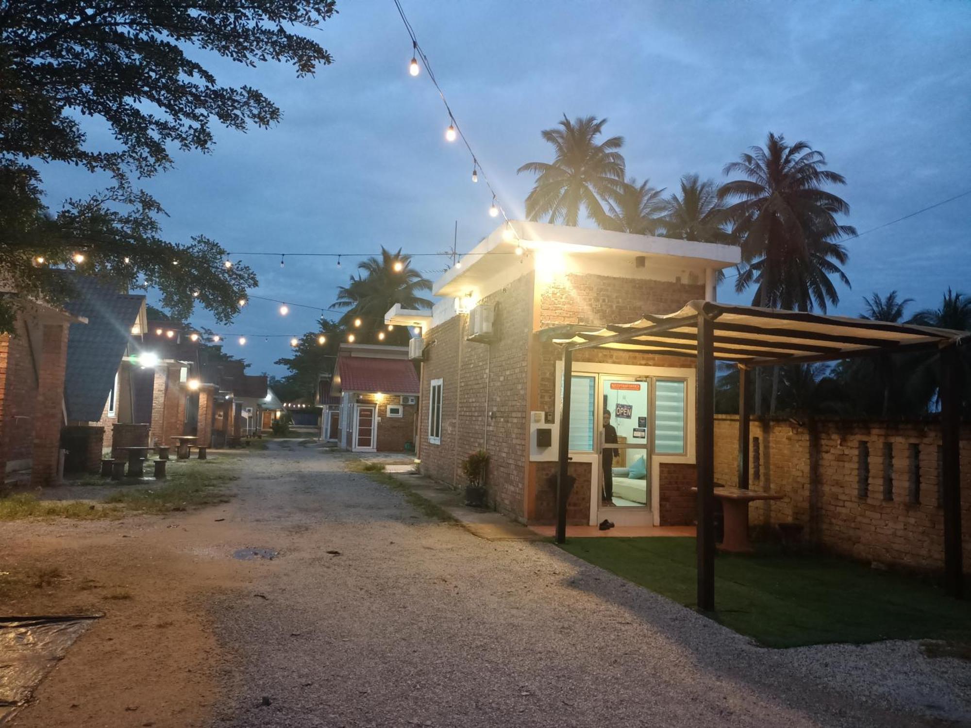 Zainab Cottage Pasir Puteh Luaran gambar
